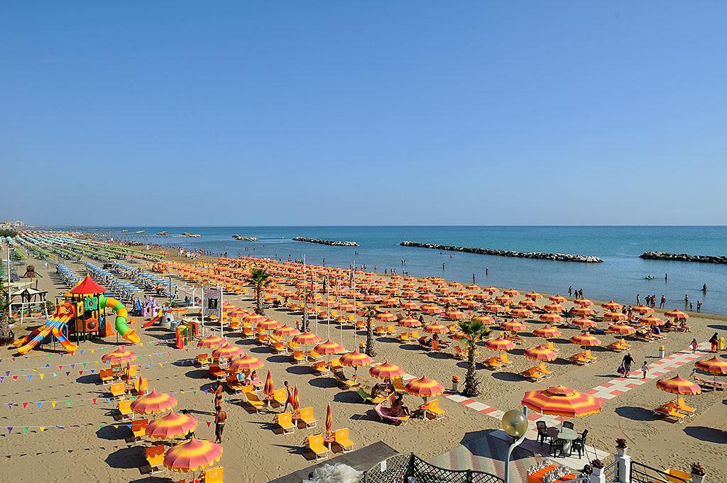 Hotel & Residence Cavalluccio Marino Rimini Eksteriør bilde