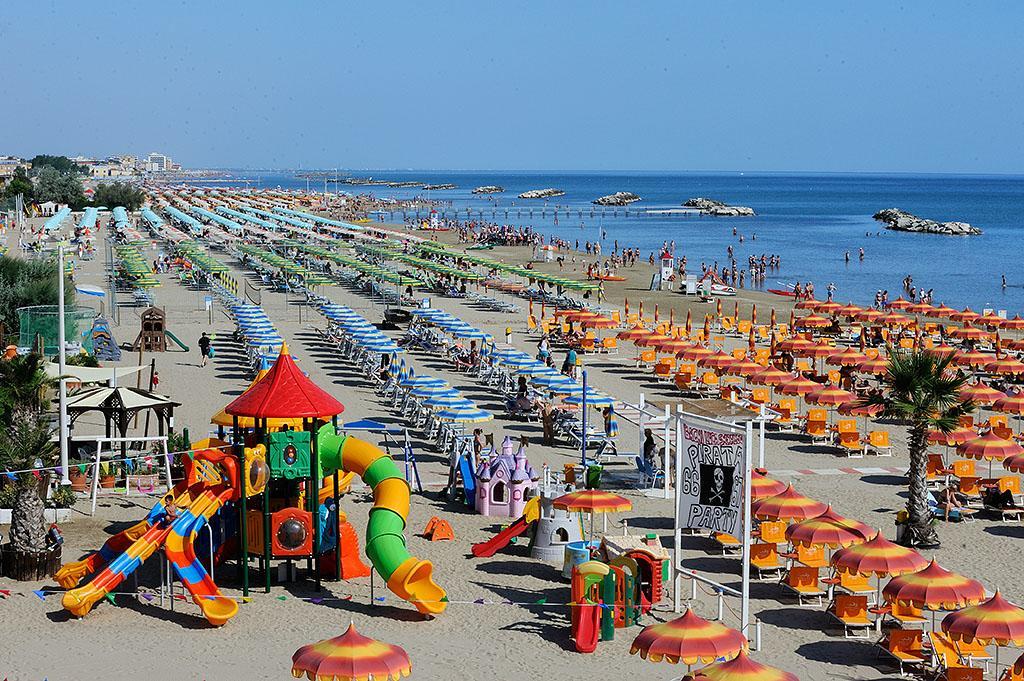Hotel & Residence Cavalluccio Marino Rimini Eksteriør bilde